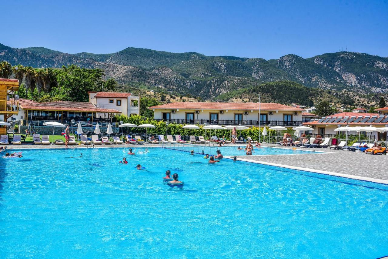 Riverside Garden Resort & Suna'S Beach Club Krini Bagian luar foto