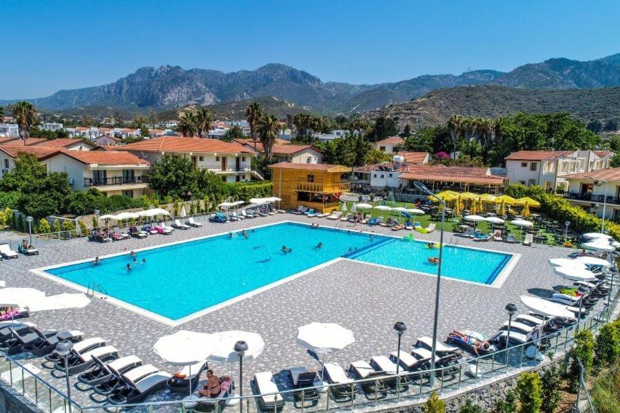 Riverside Garden Resort & Suna'S Beach Club Krini Bagian luar foto